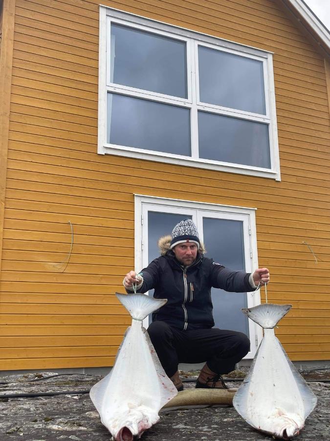 Villa Rorbu Ved Sjoen Bud Esterno foto