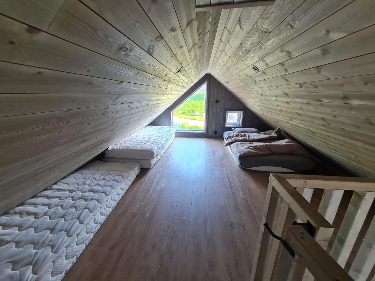 Villa Rorbu Ved Sjoen Bud Esterno foto