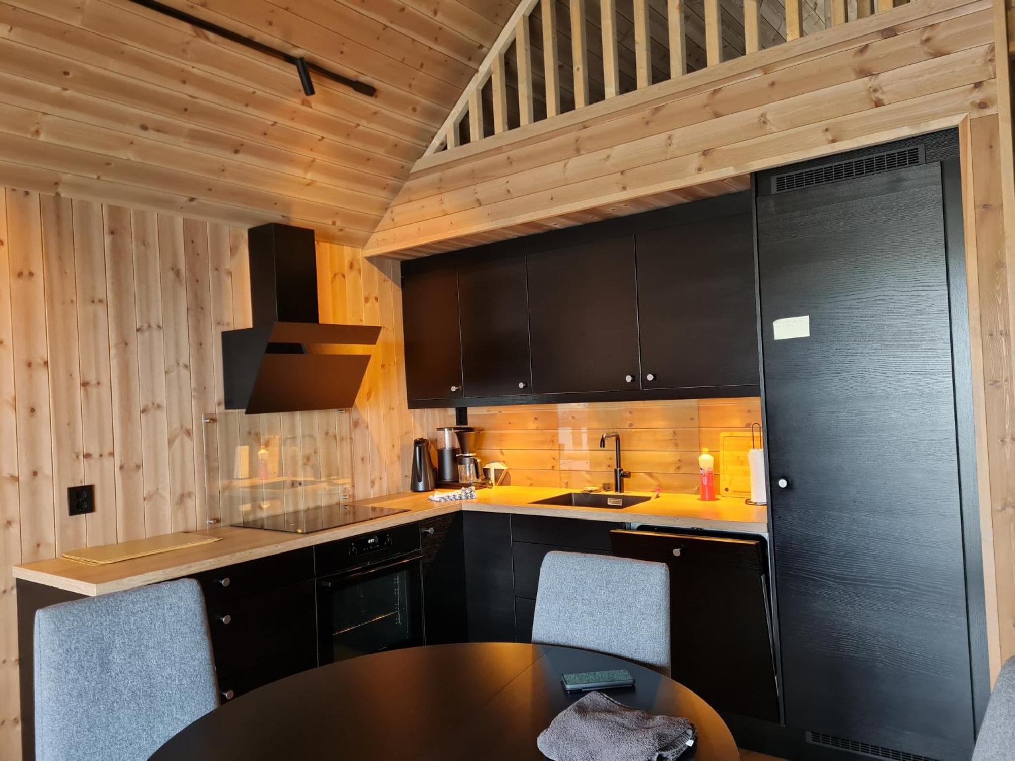 Villa Rorbu Ved Sjoen Bud Esterno foto